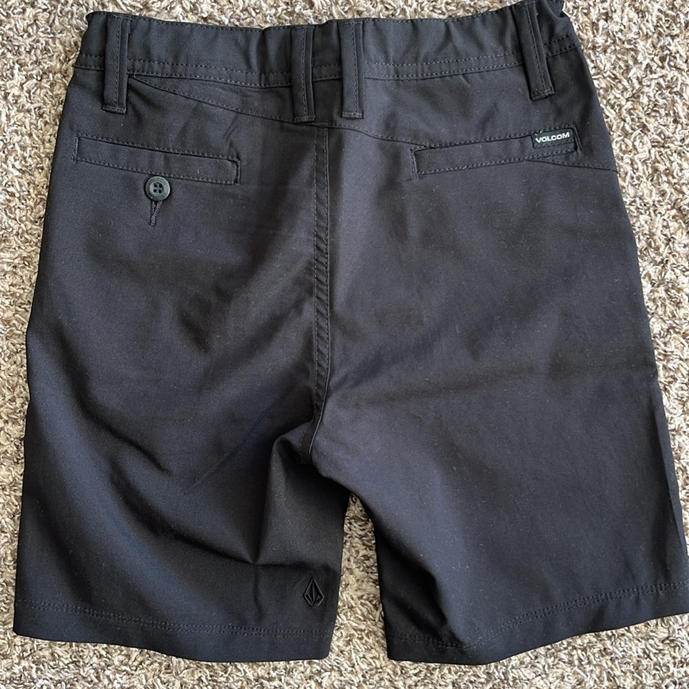 Boys Volcom shorts